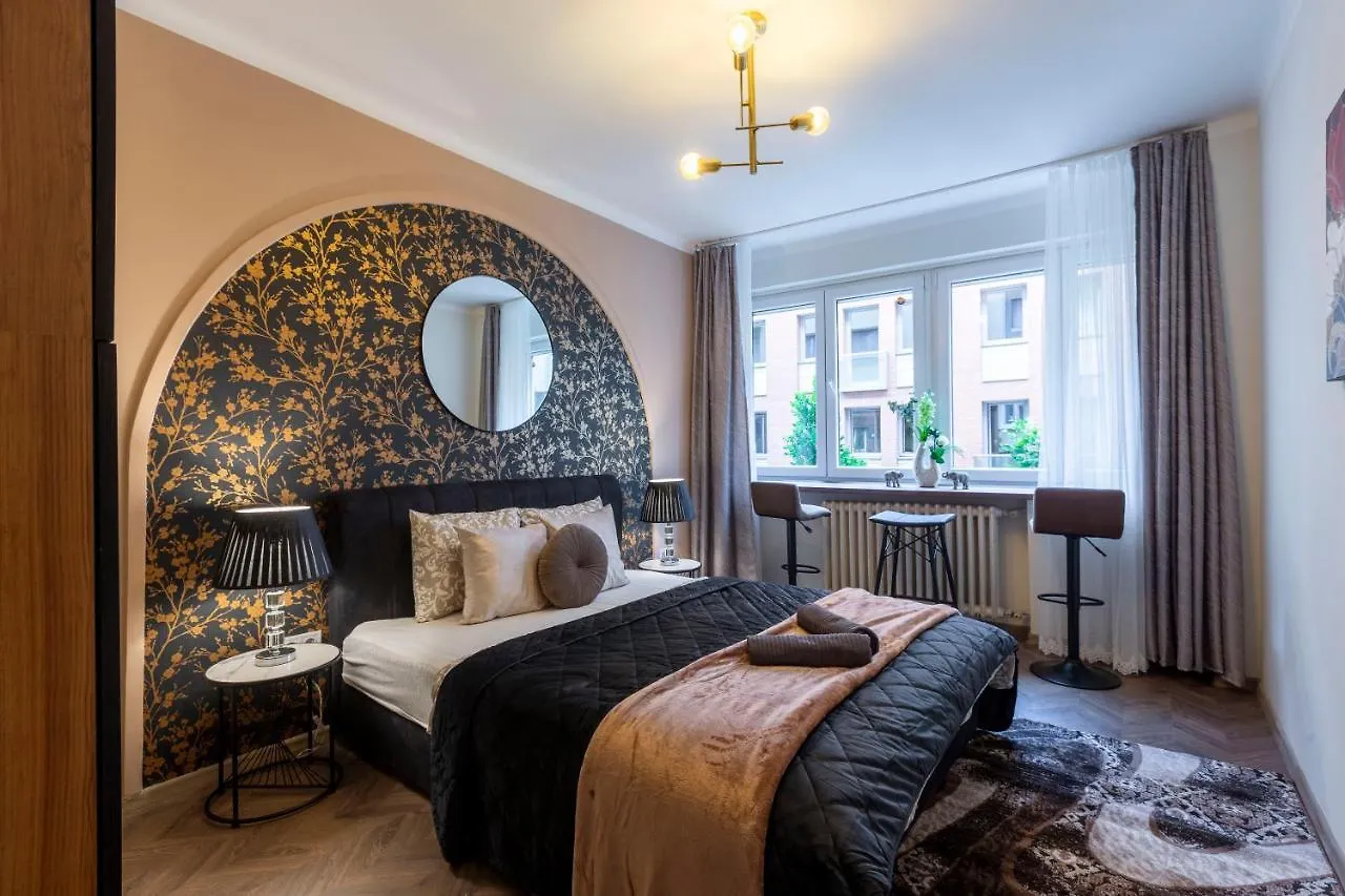 Stylish Quentin Apartment In The King Street Budapešť Maďarsko