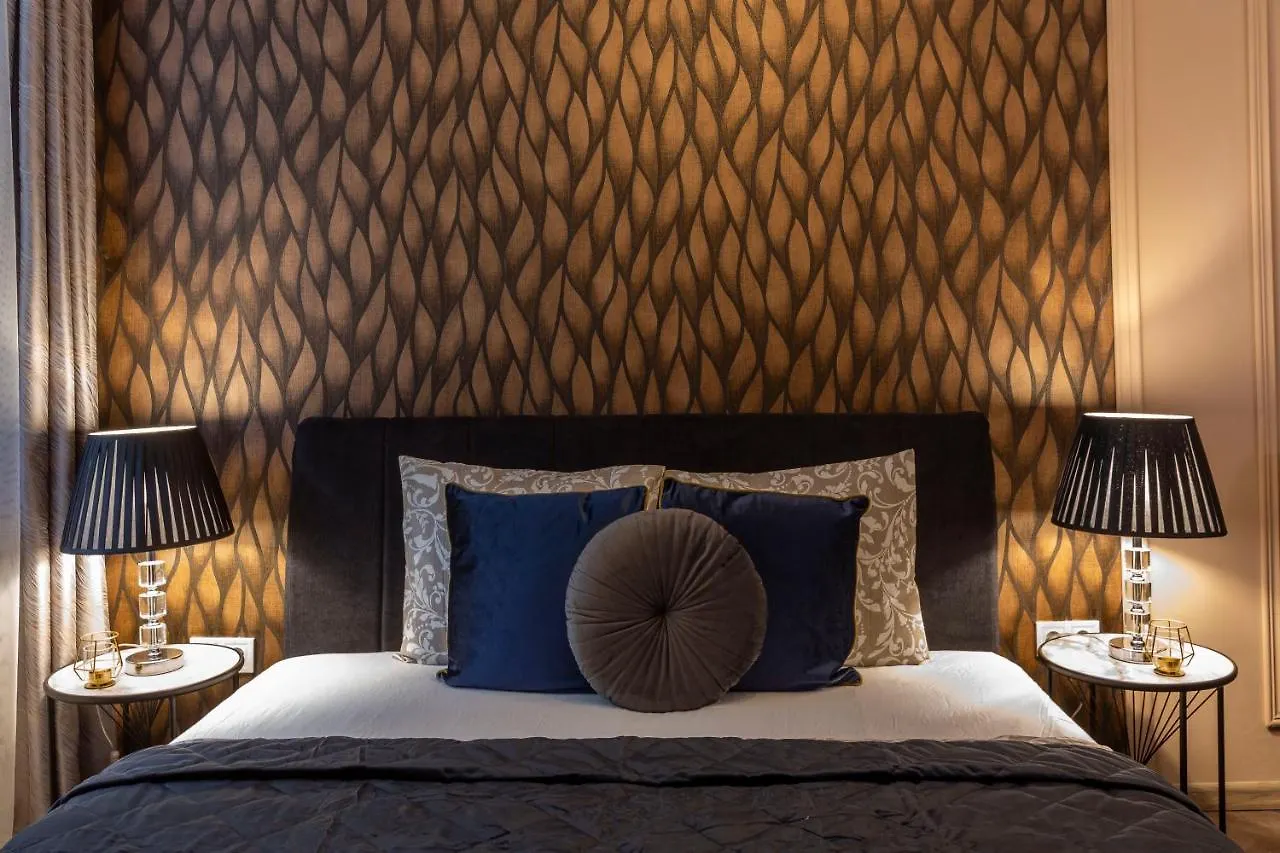 Stylish Quentin Apartment In The King Street Budapest